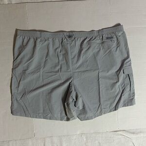 Columbia Gray Cargo Shorts Lightweight and Quick-Drying